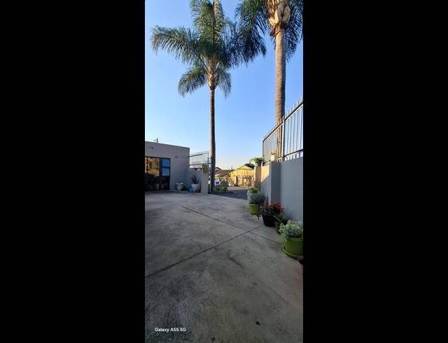 3 BEDROOM HOUSE FOR SALE IN WOODVIEW